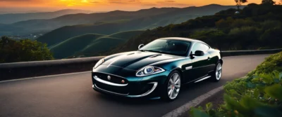 Jaguar XKR Supercharged V8 : histoire, caractéristiques et points à vérifier avant achat