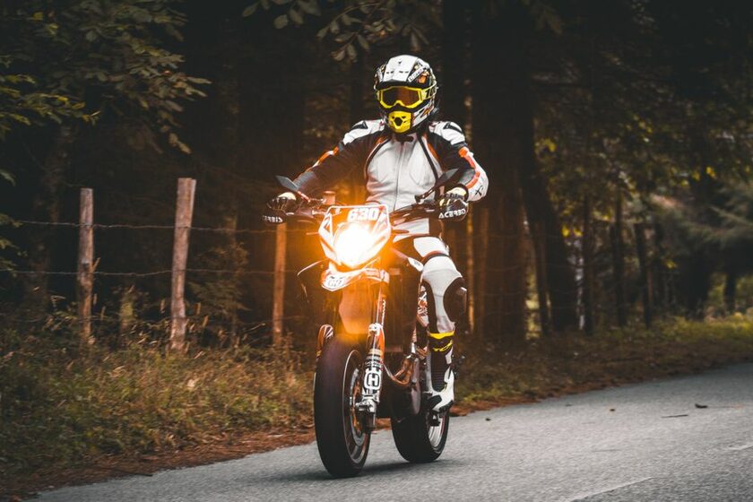 Cam&eacute;ra embarqu&eacute;e moto GPS, double 1080p SIXTOP